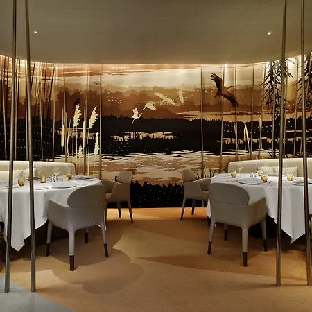 Des Berges, Restaurant Gastronomique & 酒店