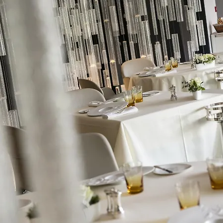 Hotell Des Berges, Restaurant Gastronomique & 5*