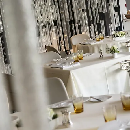 Hotel Des Berges, Restaurant Gastronomique & 5*